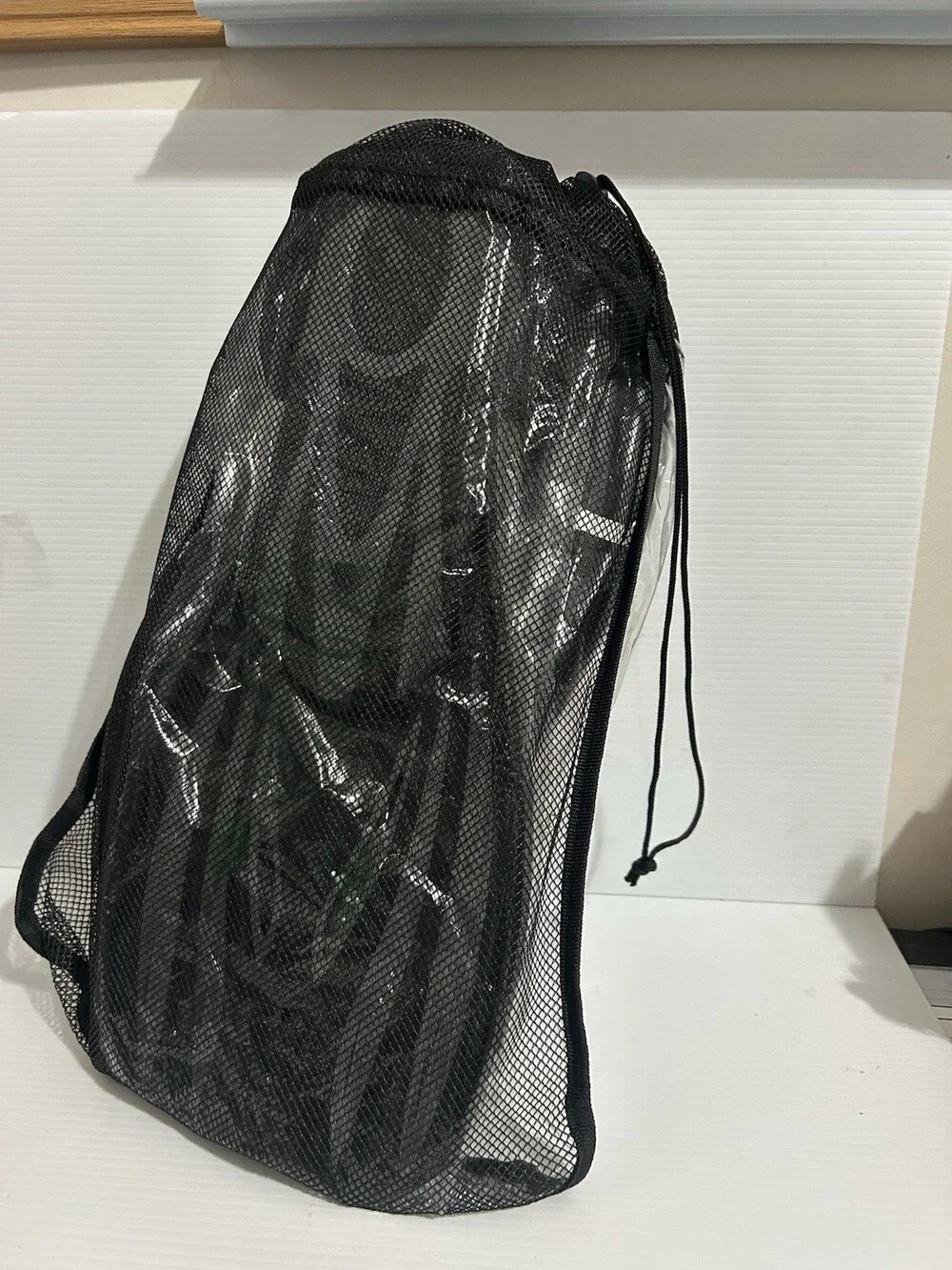 N/A black gray